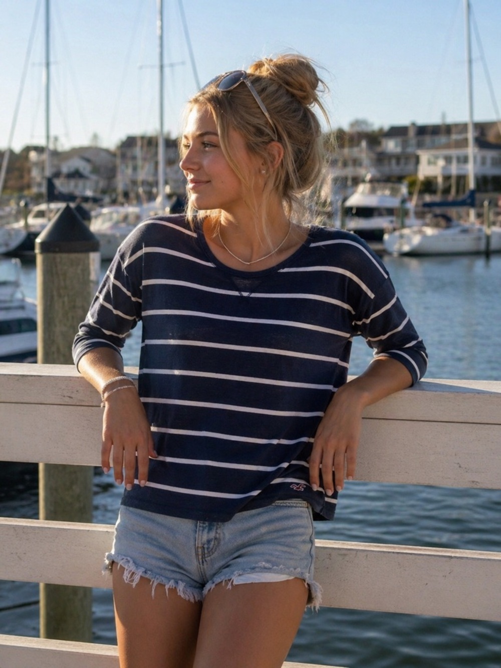 Hollister Navy White Striped Tee Women’s Small Y2K Nautical 3/4 Sleeve Top